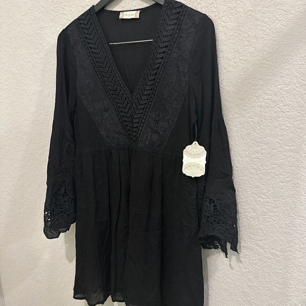 NWT Altar’d State Women's Black V-Neckline dress